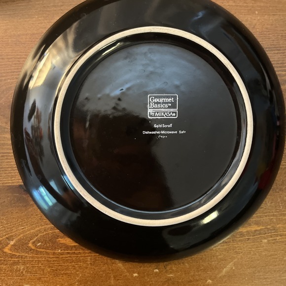 3 Gold Scroll 8" Gourmet Basics by Mikasa Plates‎ - Picture 5 of 5